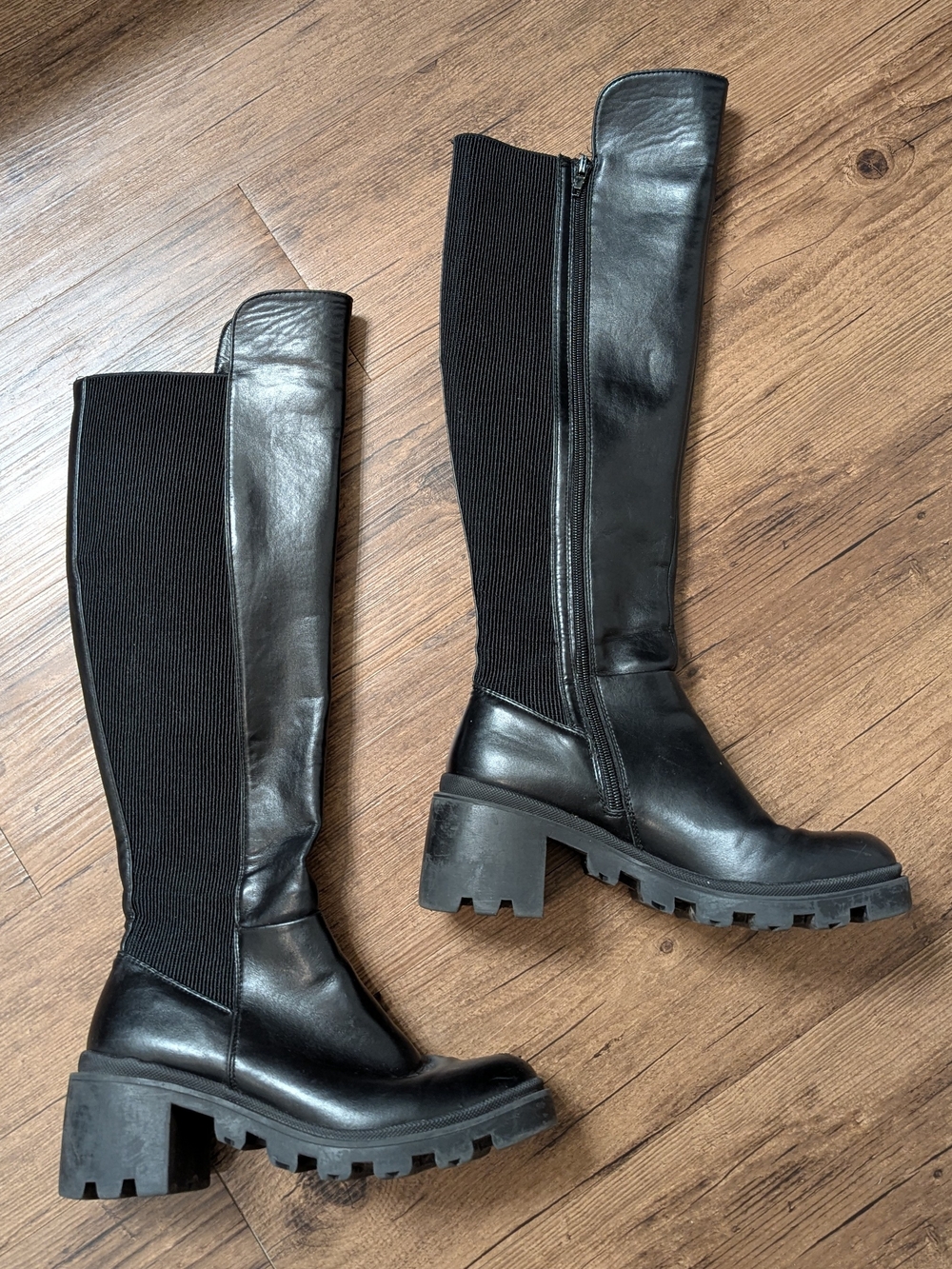 Black Leather Chunky Heeled Boots